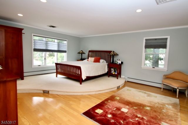 9 Watch Hill Rd, Mahwah Twp., NJ 07430