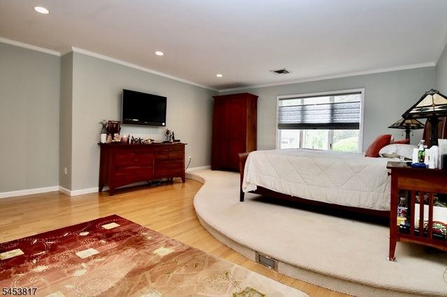 9 Watch Hill Rd, Mahwah Twp., NJ 07430
