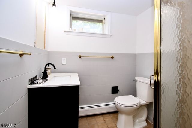 9 Watch Hill Rd, Mahwah Twp., NJ 07430