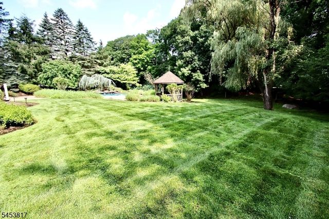 9 Watch Hill Rd, Mahwah Twp., NJ 07430