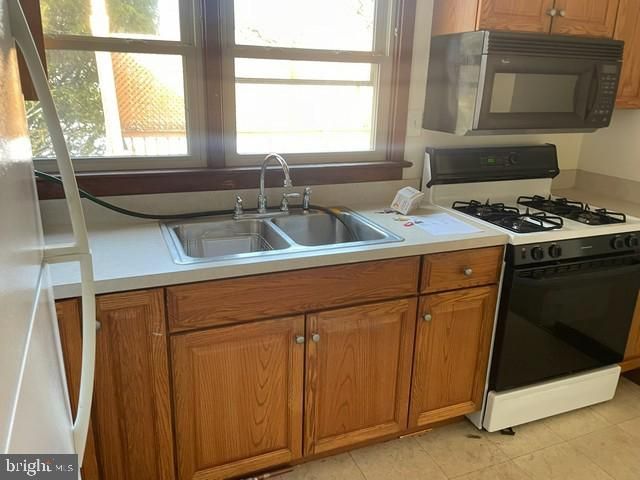 3904 WALNUT ST, Harrisburg, PA 17109