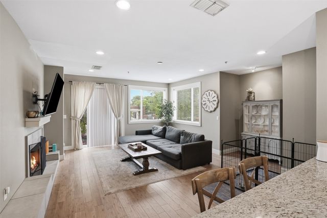 1320 May Street 214, Fort Worth, TX 76104
