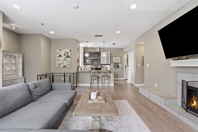 1320 May Street 214, Fort Worth, TX 76104