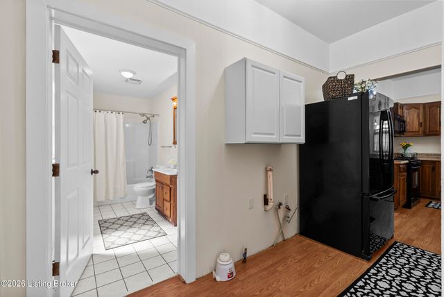 2716 Victor Pl, Louisville, KY 40206