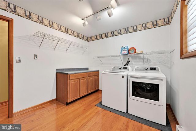 11 BRYN MAWR AVE, Pottsville, PA 17901