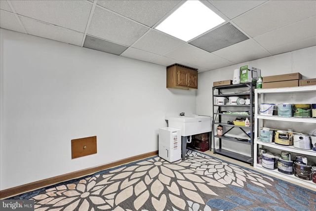 11 BRYN MAWR AVE, Pottsville, PA 17901