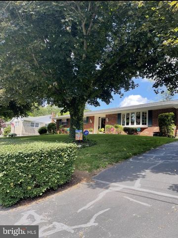 11 BRYN MAWR AVE, Pottsville, PA 17901