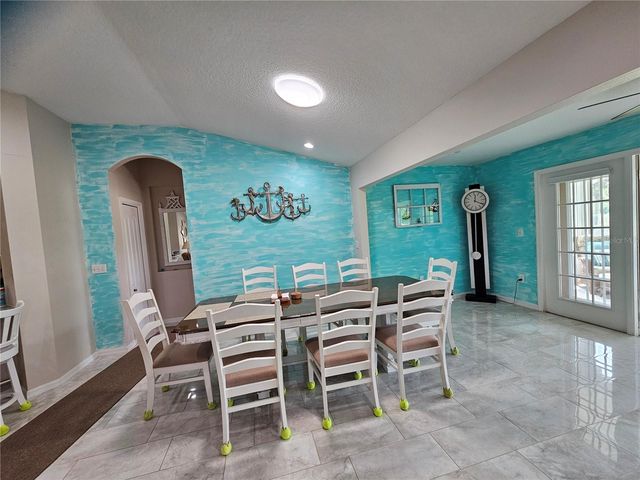 2038 GRANTHAM GREENS DRIVE 2038, Sun City Center, FL 33573