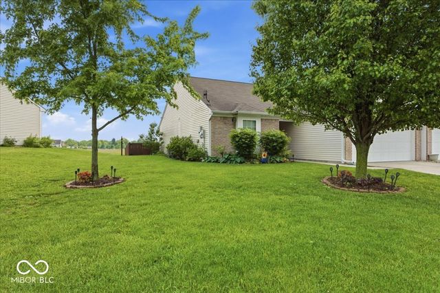 6429 Emerald Springs Drive, Indianapolis, IN 46221
