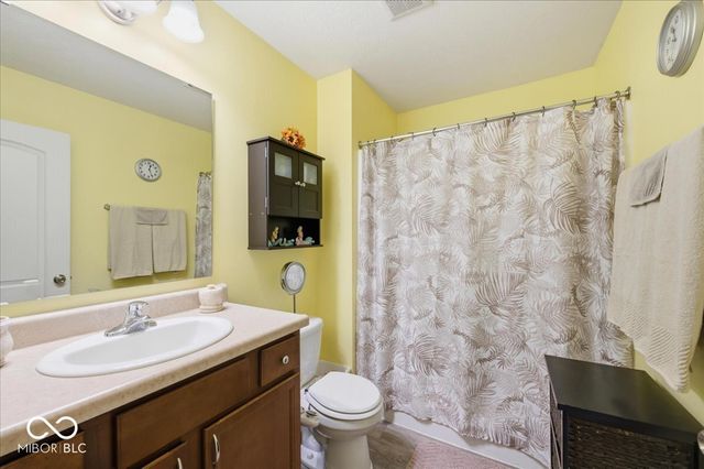 6429 Emerald Springs Drive, Indianapolis, IN 46221