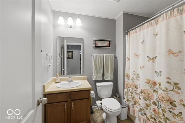 6429 Emerald Springs Drive, Indianapolis, IN 46221