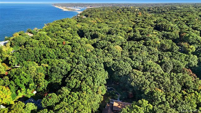 6 Cliffside Drive, Port Jefferson, NY 11777