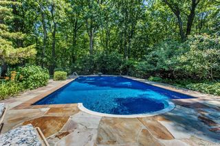 6 Cliffside Drive, Port Jefferson, NY 11777