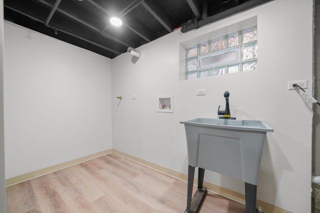 7006 S Bell Avenue, Chicago, IL 60636
