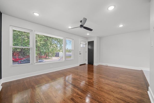 7006 S Bell Avenue, Chicago, IL 60636