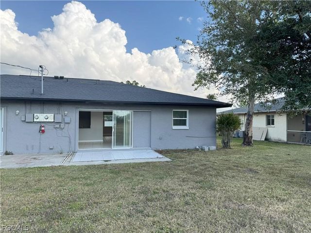 4402-4404 Santa Barbara BLVD, Cape Coral, FL 33914