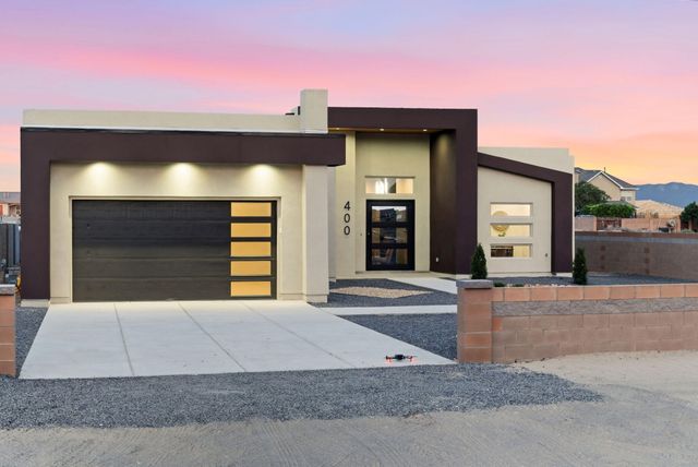 400 5th Street NE, Rio Rancho, NM 87124