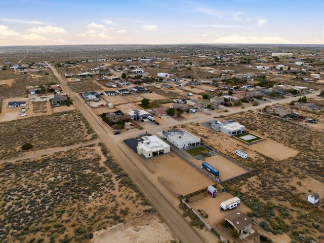 400 5th Street NE, Rio Rancho, NM 87124