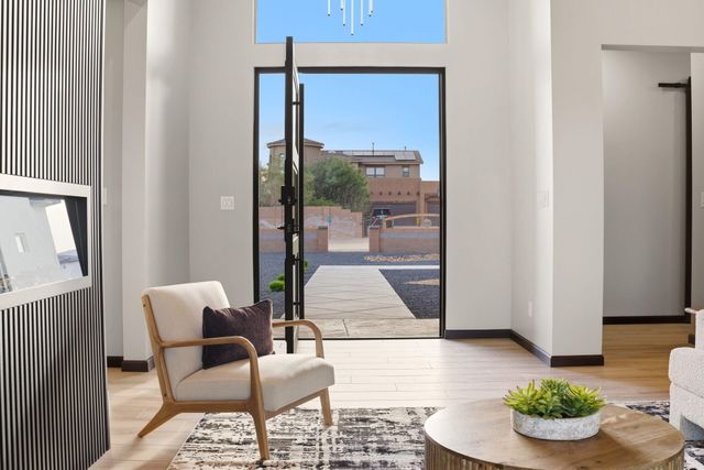 400 5th Street NE, Rio Rancho, NM 87124