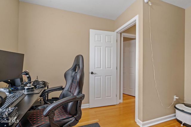 12 2nd Avenue, Mayfield, NY 12117