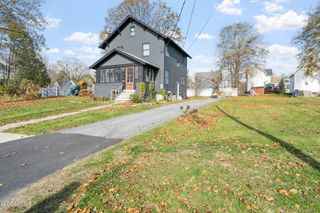 12 2nd Avenue, Mayfield, NY 12117