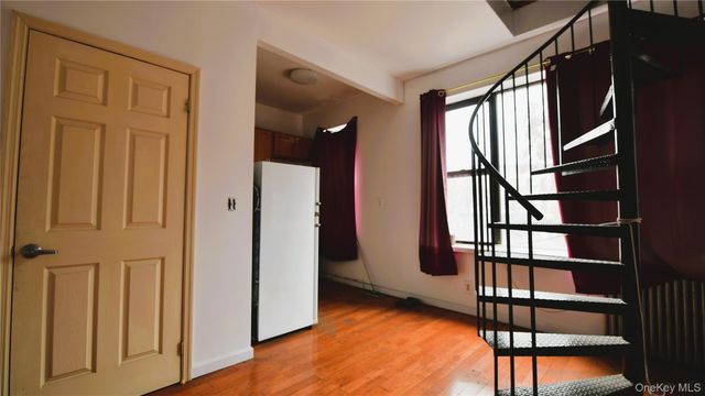 59-09 71st Avenue, Ridgewood, NY 11385