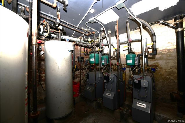 59-09 71st Avenue, Ridgewood, NY 11385