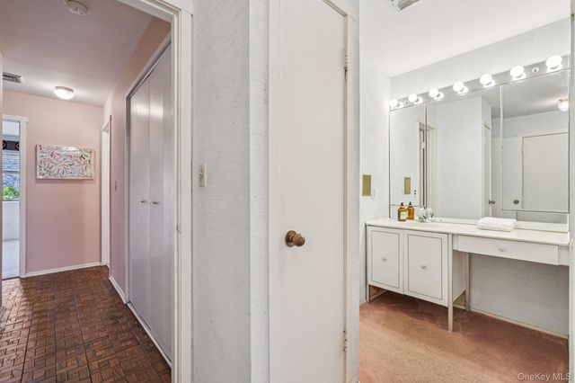 207 Martling Avenue, Tarrytown, NY 10591