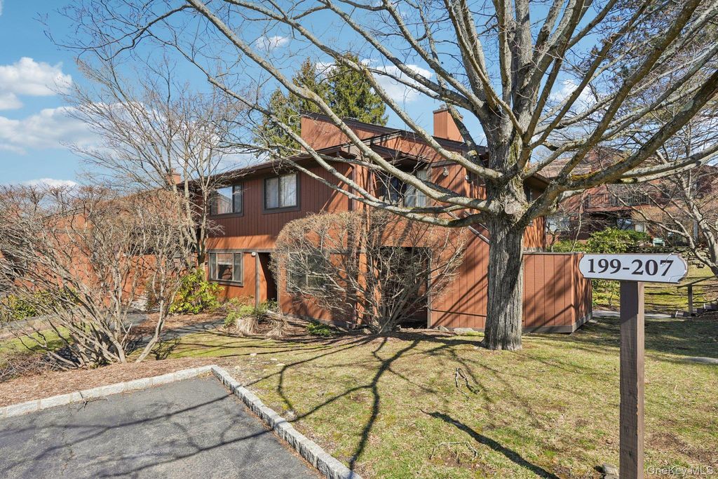 207 Martling Avenue, Tarrytown, NY 10591