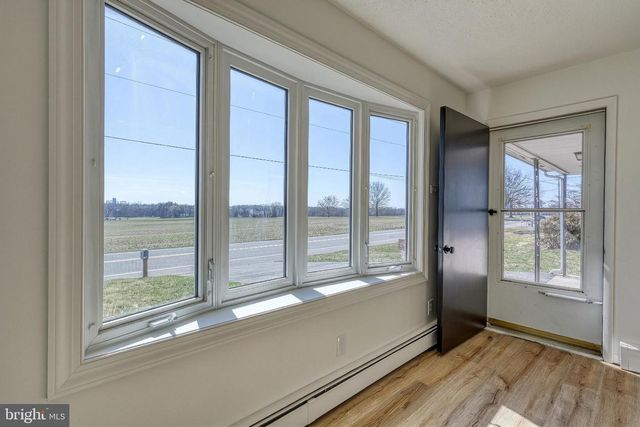 2707 EMIG MILL RD, Dover, PA 17315