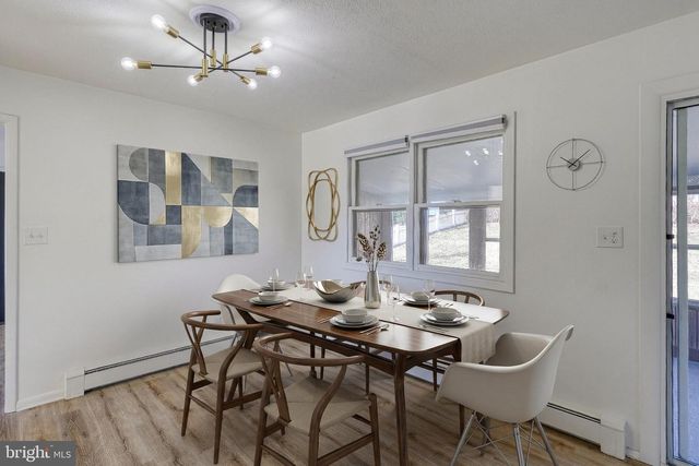 2707 EMIG MILL RD, Dover, PA 17315