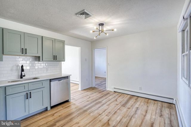 2707 EMIG MILL RD, Dover, PA 17315