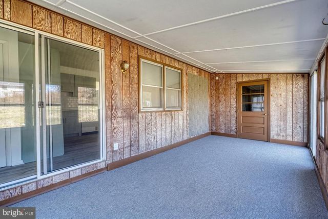 2707 EMIG MILL RD, Dover, PA 17315