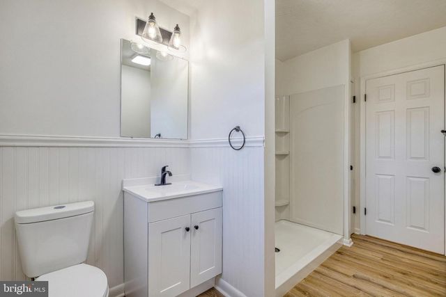 2707 EMIG MILL RD, Dover, PA 17315