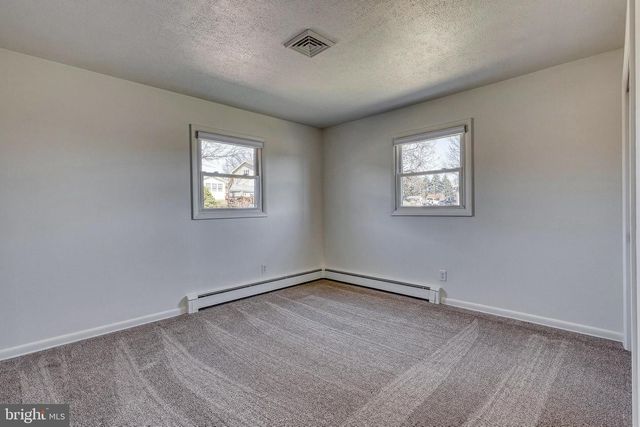 2707 EMIG MILL RD, Dover, PA 17315