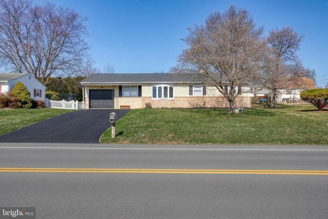 2707 EMIG MILL RD, Dover, PA 17315