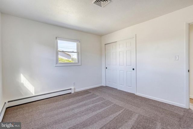 2707 EMIG MILL RD, Dover, PA 17315