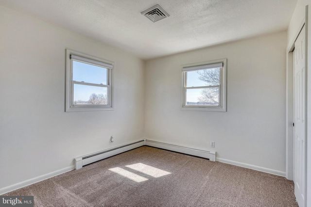 2707 EMIG MILL RD, Dover, PA 17315