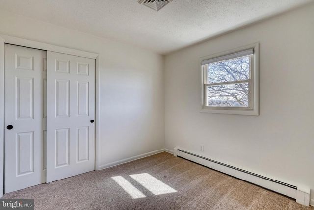 2707 EMIG MILL RD, Dover, PA 17315