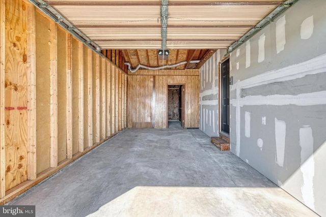 2707 EMIG MILL RD, Dover, PA 17315