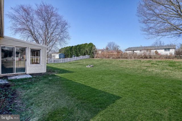 2707 EMIG MILL RD, Dover, PA 17315