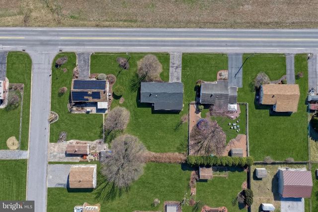 2707 EMIG MILL RD, Dover, PA 17315