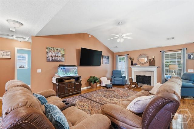 334 Stonebridge Circle, Savannah, GA 31419