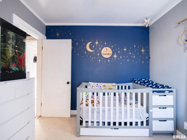 1203 E FAIROAKS Avenue, Peoria, IL 61603