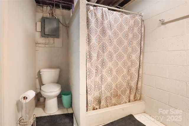 28 Deaverview Road, Asheville, NC 28806