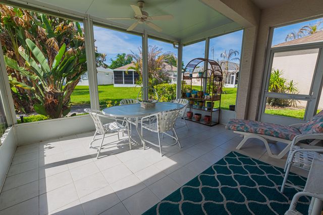 517 NW Galatone Court, Port St. Lucie, Port St Lucie, FL 34986