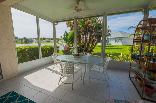 517 NW Galatone Court, Port St. Lucie, Port St Lucie, FL 34986