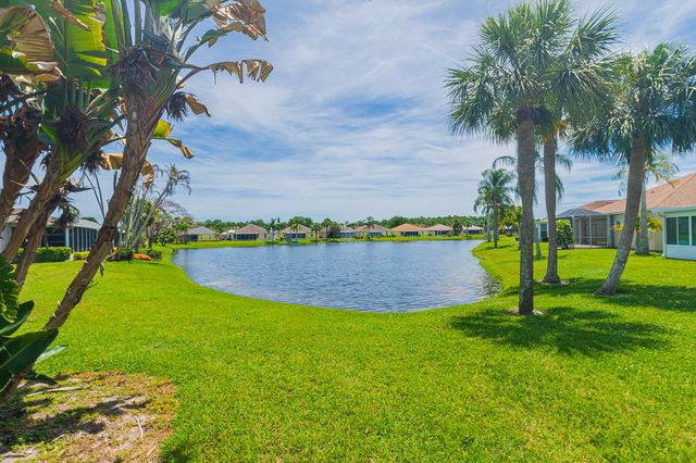 517 NW Galatone Court, Port St. Lucie, Port St Lucie, FL 34986