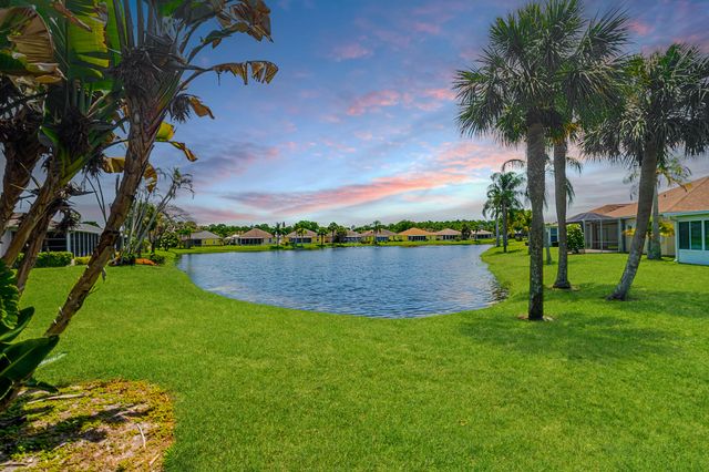 517 NW Galatone Court, Port St. Lucie, Port St Lucie, FL 34986