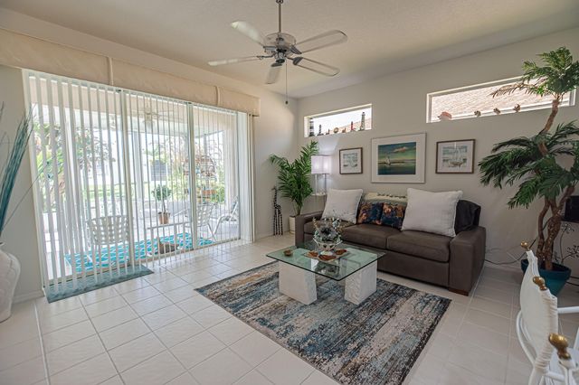 517 NW Galatone Court, Port St. Lucie, Port St Lucie, FL 34986